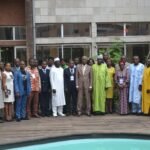 Photo de groupe des participants à un séminaire national